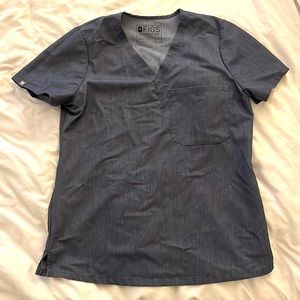 Catarina One-Pocket Scrub Top